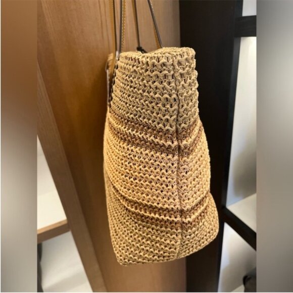 Coach City Tote Bag Style Number: CBG87 - Picture 4 of 7